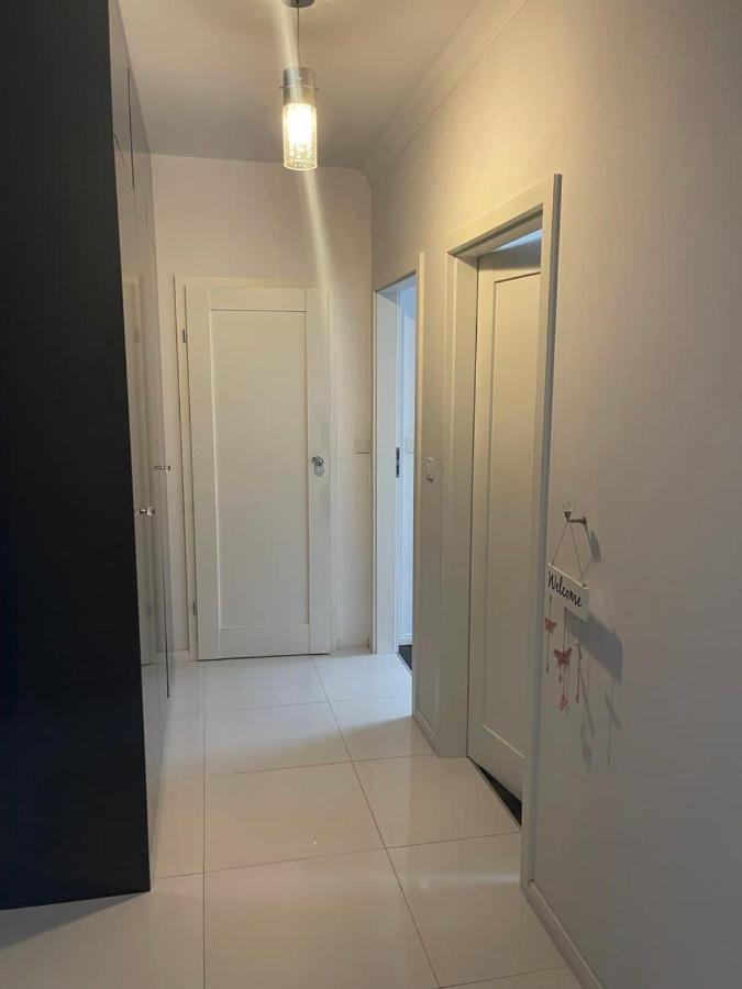 House4You Apartament Sakura Airport Chopin Varsavia Esterno foto