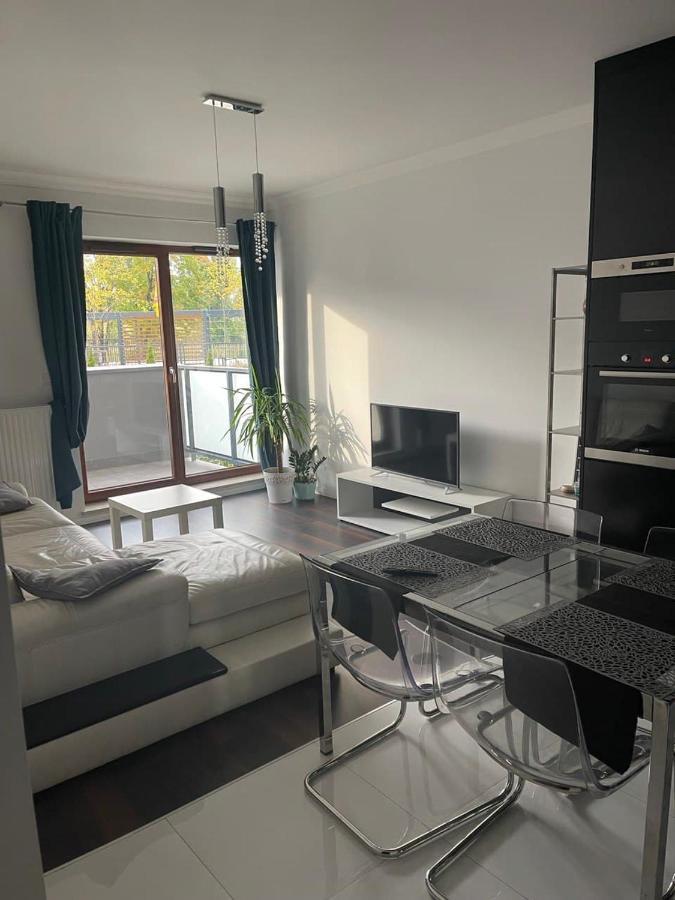 House4You Apartament Sakura Airport Chopin Varsavia Esterno foto